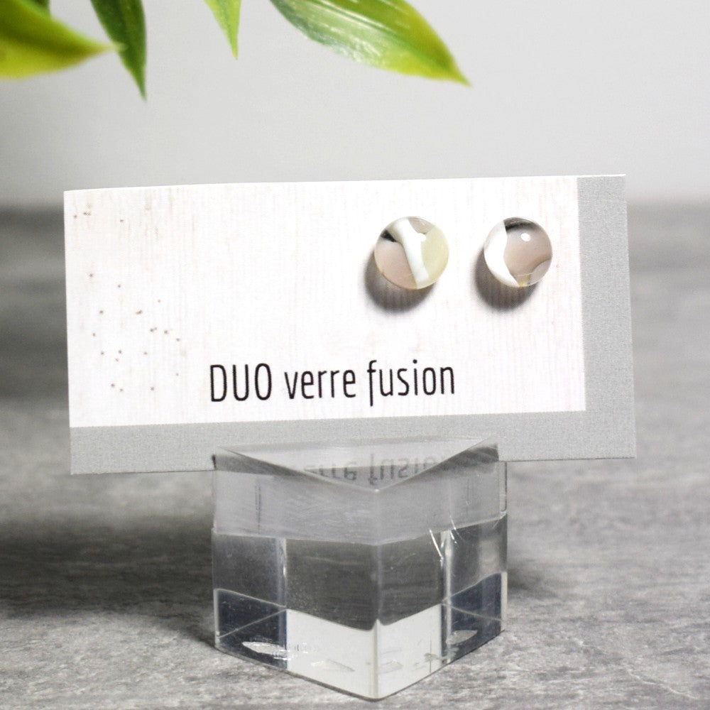 54. Billes d'oreilles