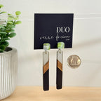 58. Boucles d'oreilles verre, résine et bois