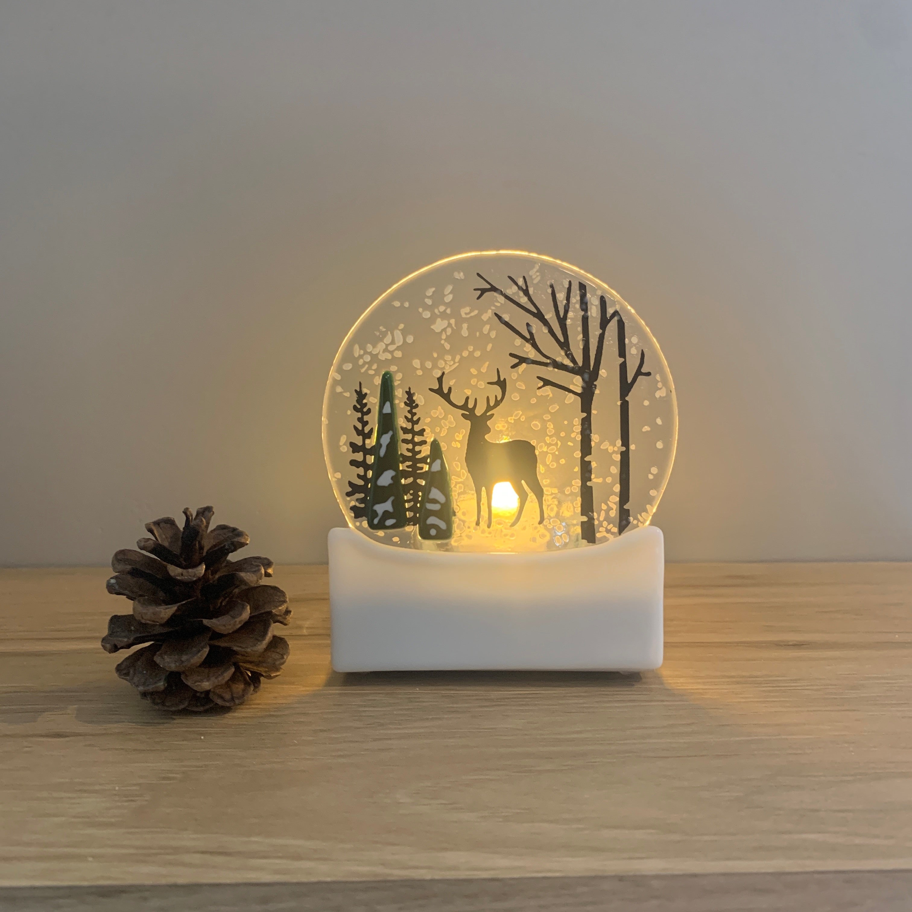 Boule de neige / Snow globe - CHEVREUIL