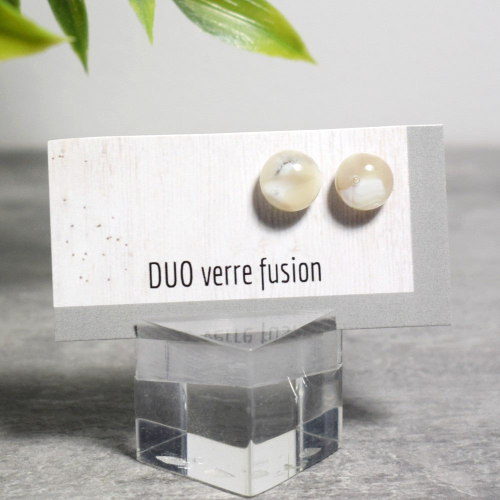 63. Billes d'oreilles