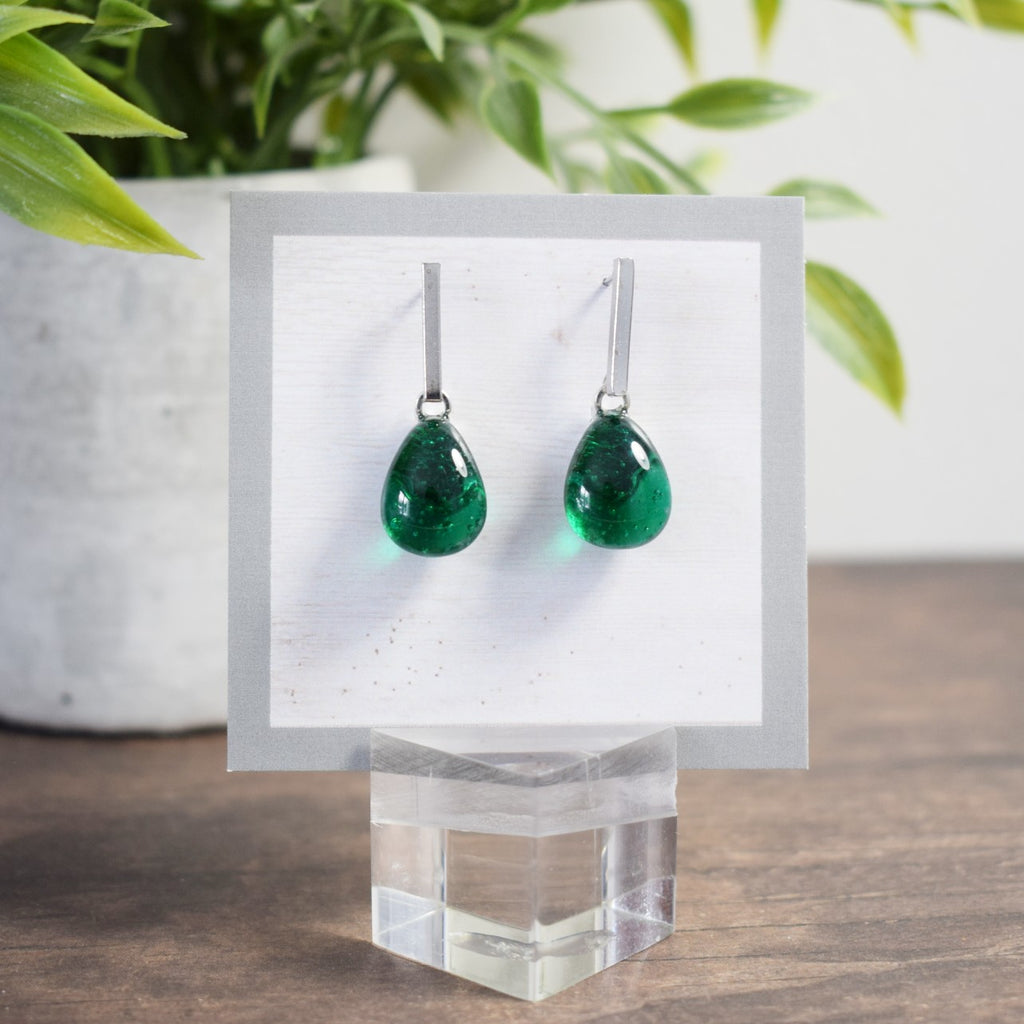 Barre d'oreille - Goutte d'eau vert transparent