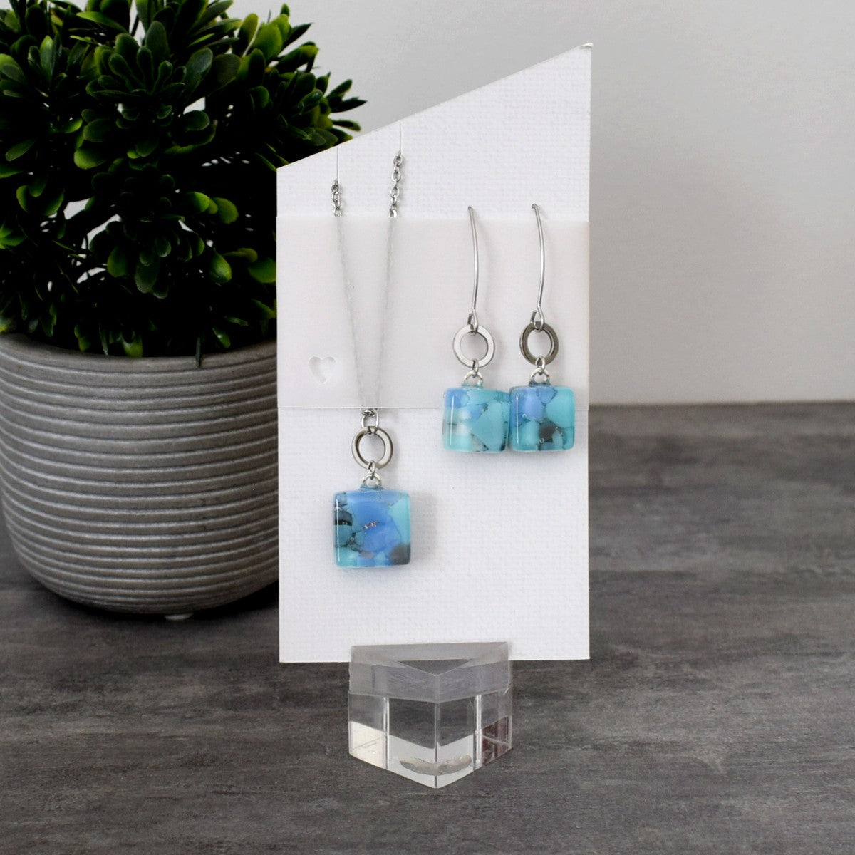 Boucles d'oreilles et pendentif