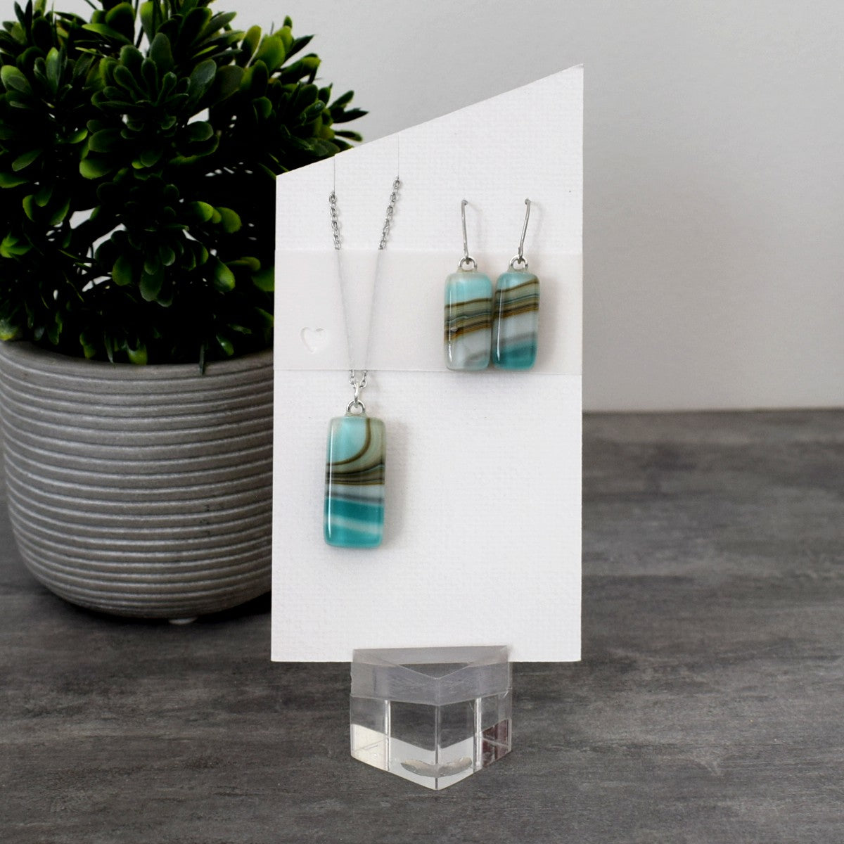 Boucles d'oreilles et pendentif