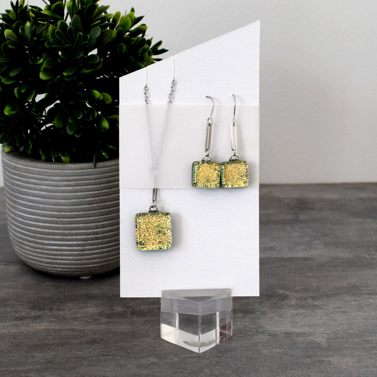 Boucles d'oreilles et pendentif